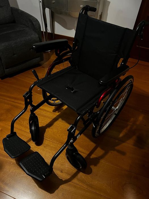 Aluminiowy, lekki wózek  inwalidzki Antar, max obciążenie: 120 kg