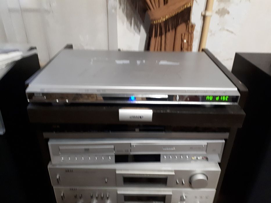 Продам DVD плеєр DV963 SM.