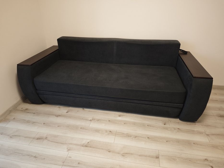 Продам диван раскладной б/у в хорошем состоянии