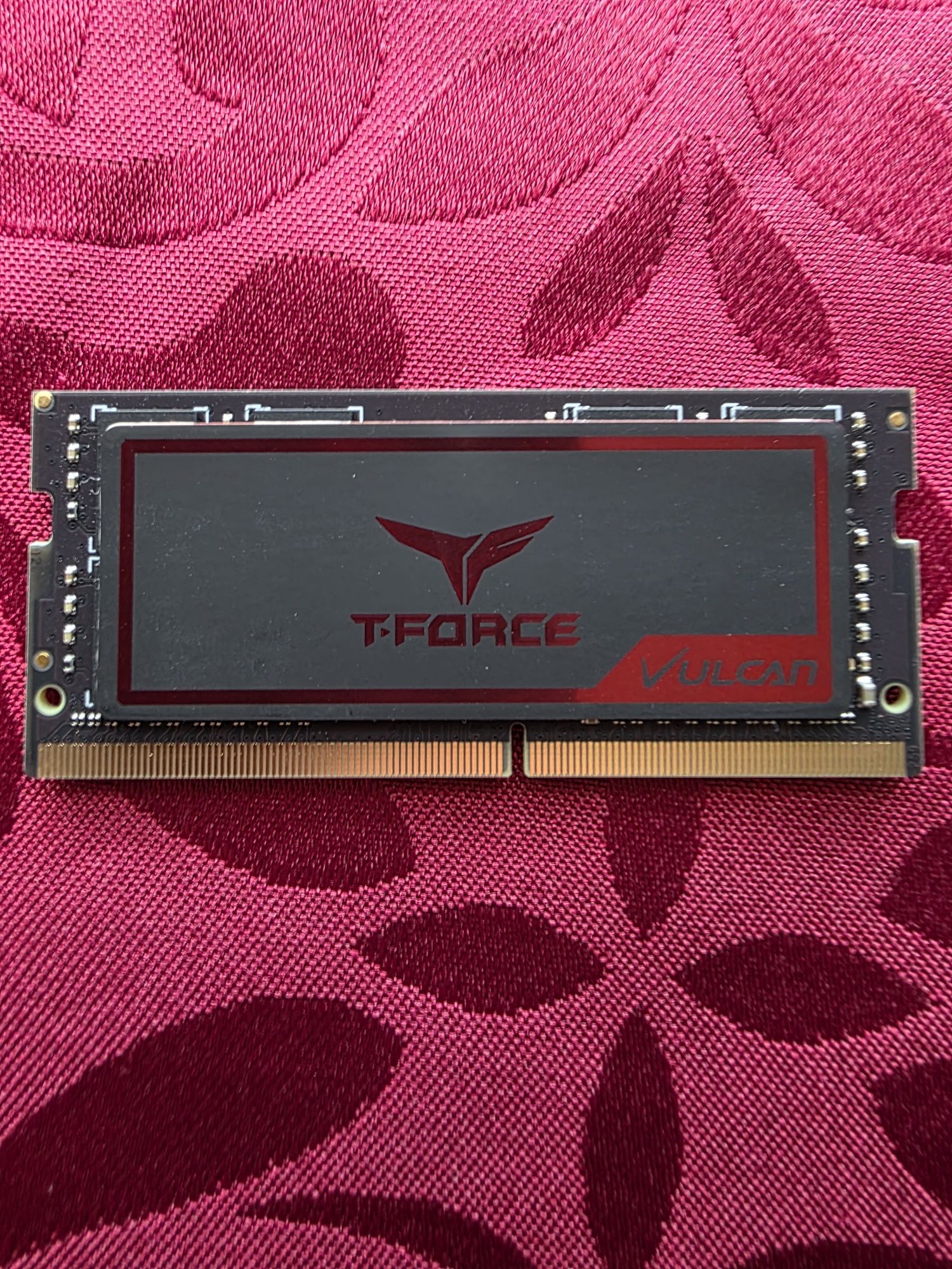 TeamGroup 16GB DDR4 2666 MHz SODIMM – Excelente Estado