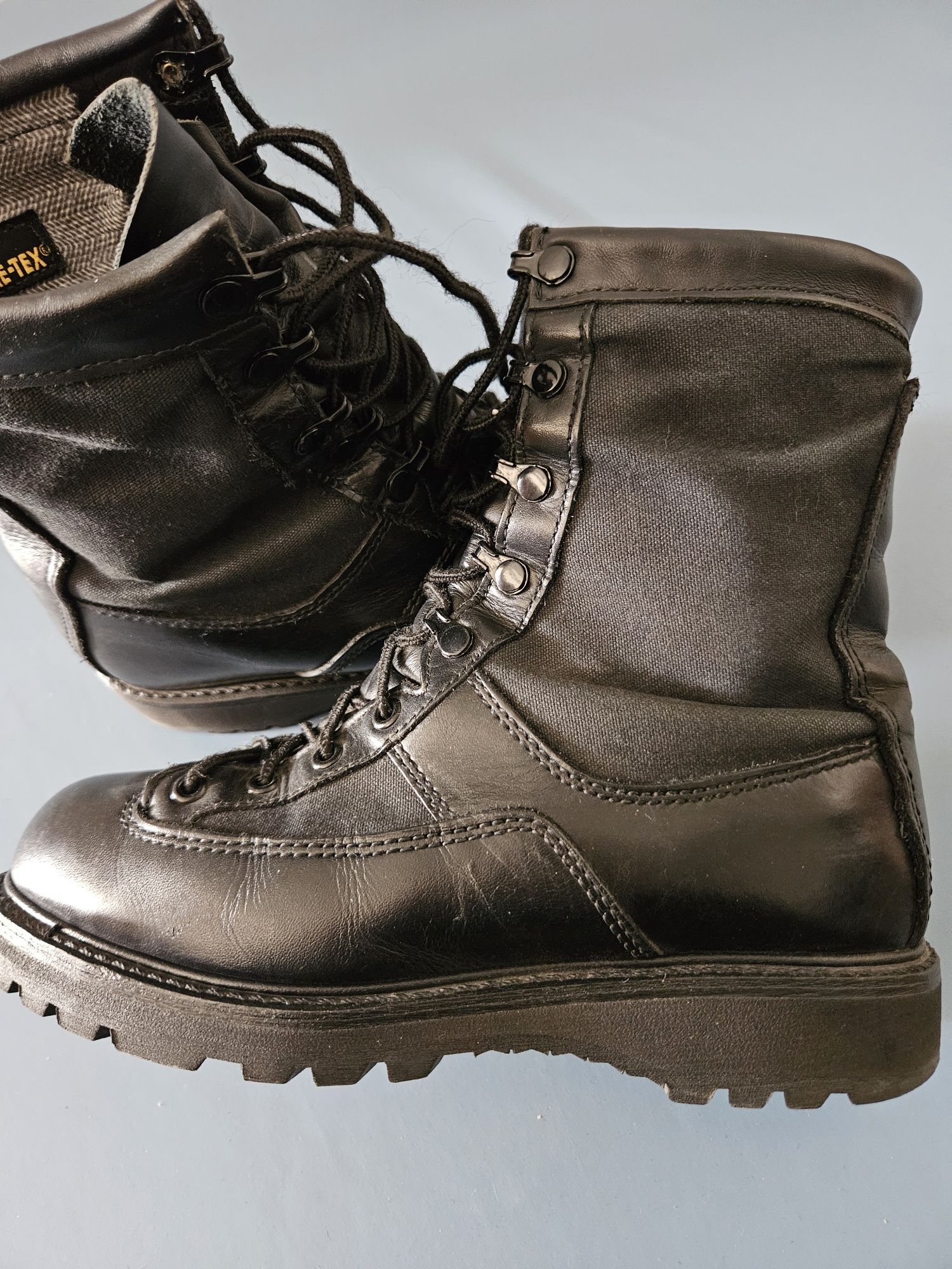 Botas Matterhorn cano curto