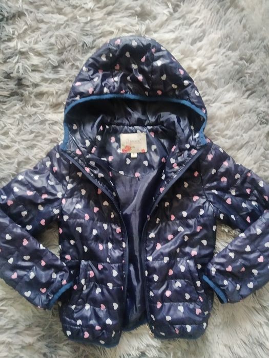Продам куртку для девочки(5лет)бу, состояние отличное