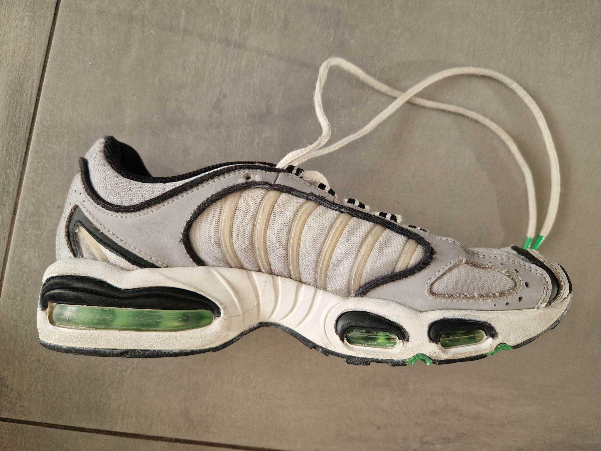 Buty Nike AIR MAX tailwind IV