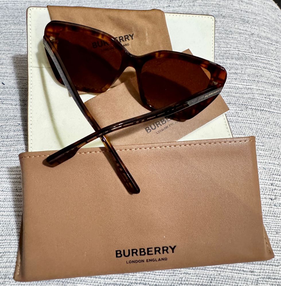 Oculos de sol burberry