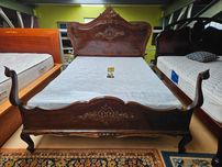 Cama antiga com estrado e colchão - óptimo estado