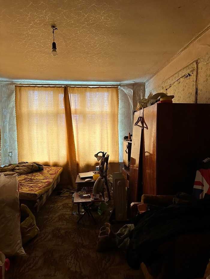 Пів будинку в центрі Баришівки