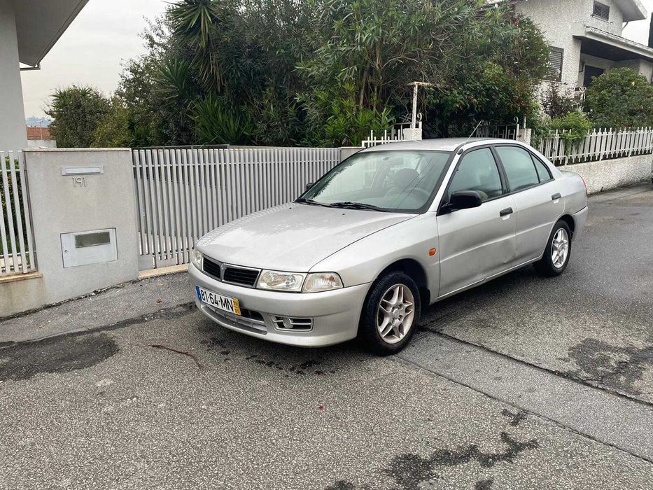 Mitsubishi LANCER 1.3 GLX