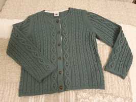 Śliczny pleciony sweterek zapinany na guziki PLECIONY WZÓR 110 116