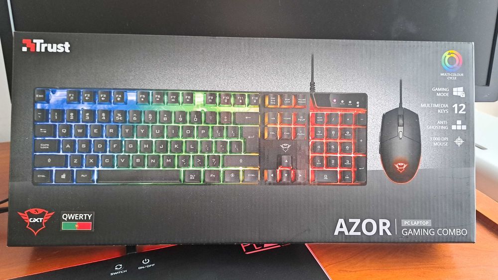 Teclado Gaming TRUST AZOR GXT 838