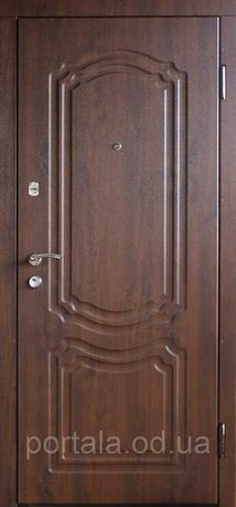 Двері вхідні броньовані для квартири «ТМ Портала» - модель Класика