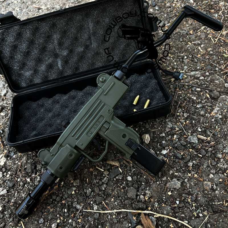 Зажигалка пистолет-автомат "Uzi" на подарок мужчине (черный,олива)