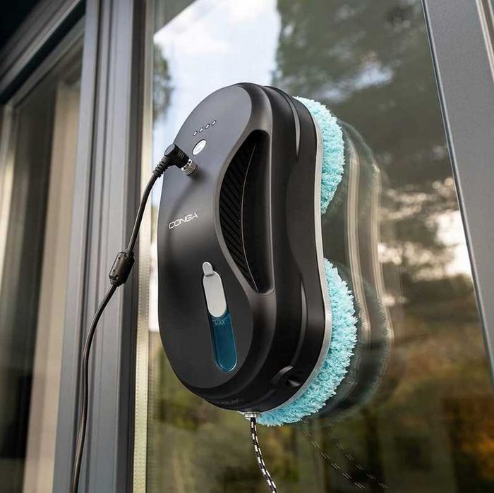 Conga WinDroid 880 SprayWater – Robot do mycia okien, szyb i luster