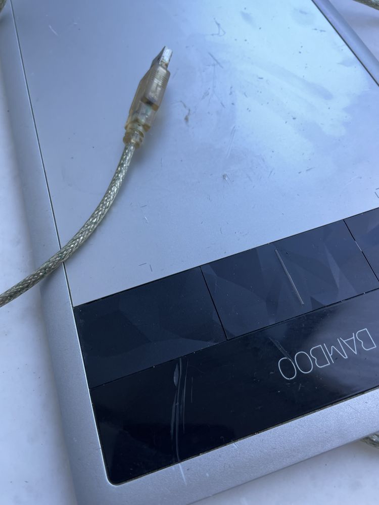 Графичний планшет Wacom Bamboo Fun Pen&Touch CTH-670S RUPL