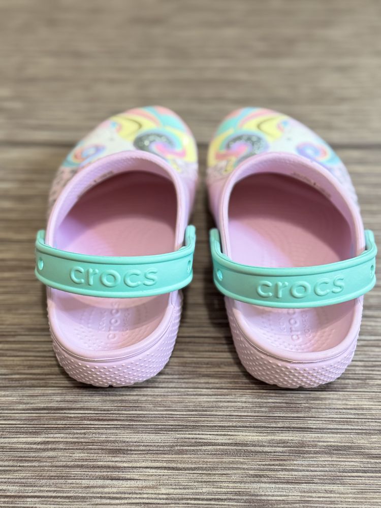 Стильні дитячі крокси з єдинорогом crocs, оригінал, нові, c12