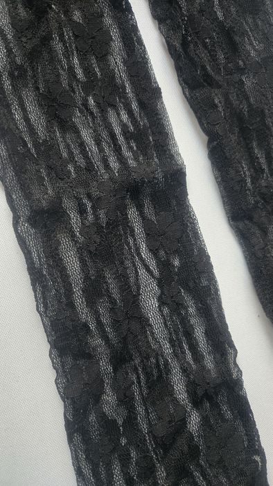 Długie, Koronkowe Rękawiczki z Unikalnym

Wzorem