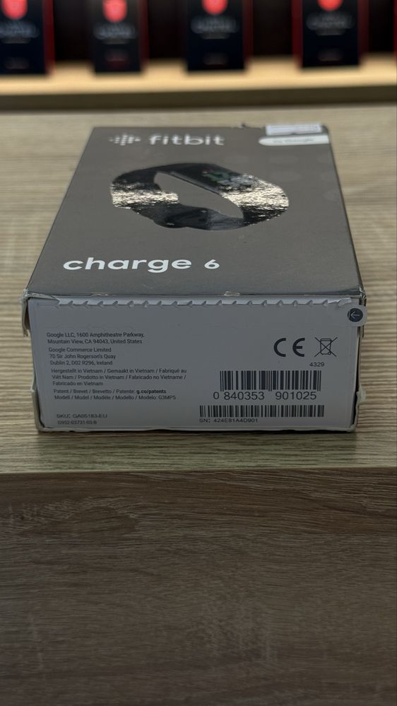 Якція Фітнес-браслет fitbit charge 6