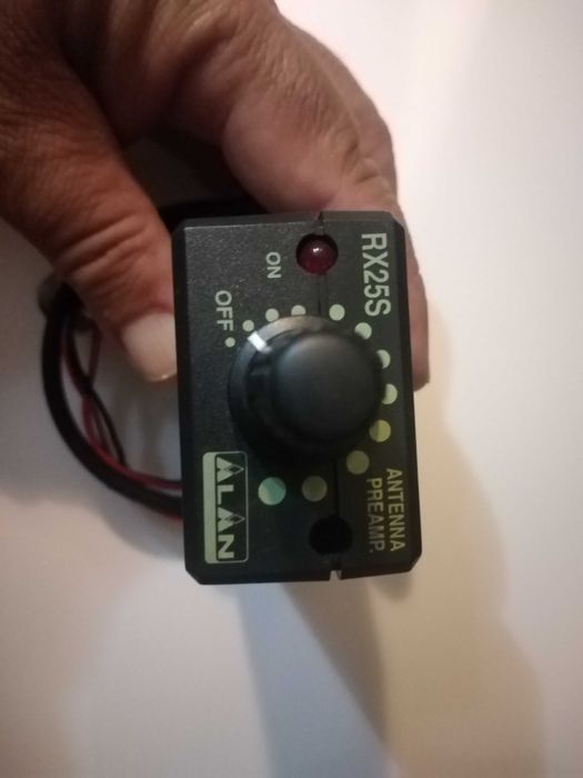 Pré amplificador de antena CB