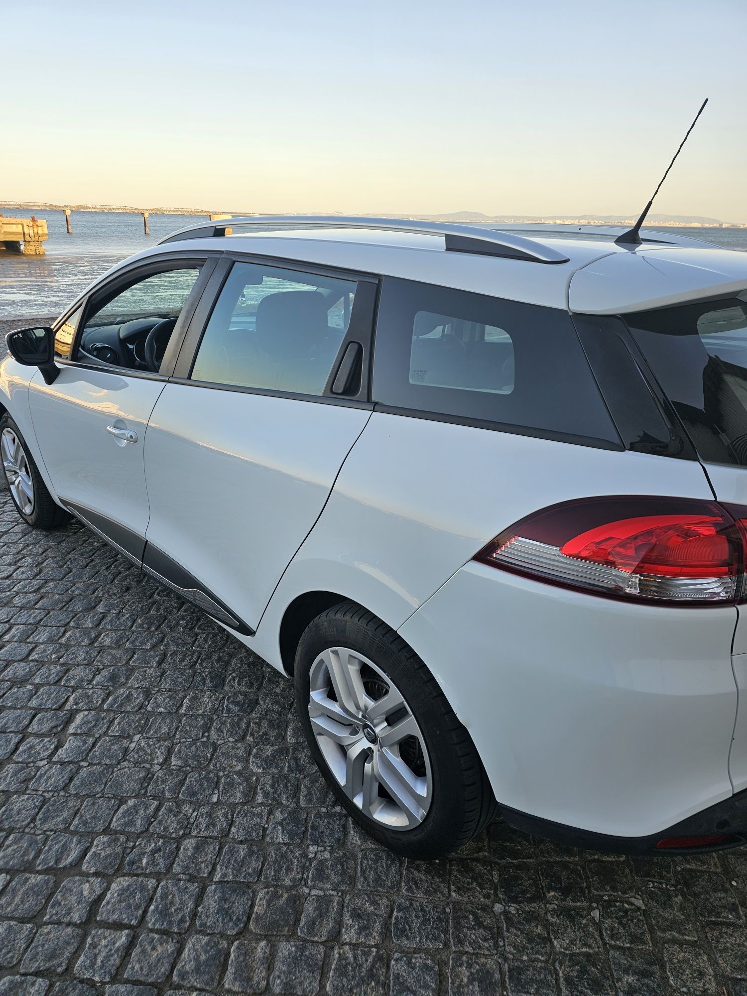 Vende se Renault Clio