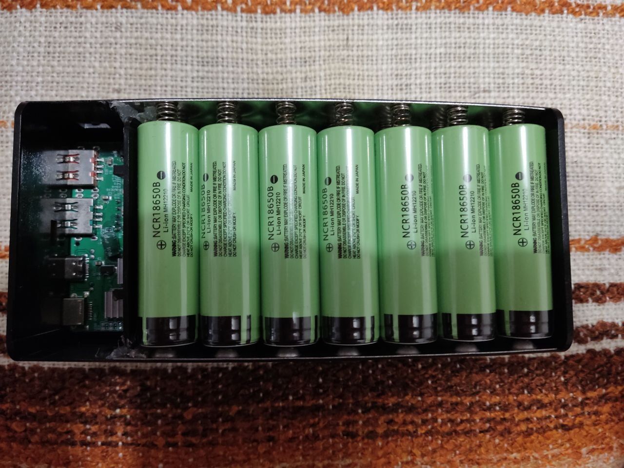 Power Bank 71400 mAh (Tesla)
