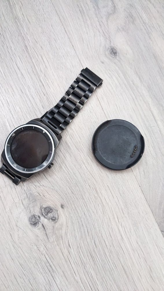 Смарт годинник Lg gwatch r