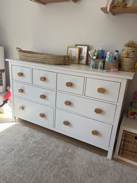Comoda branca 8 gavetas Ikea