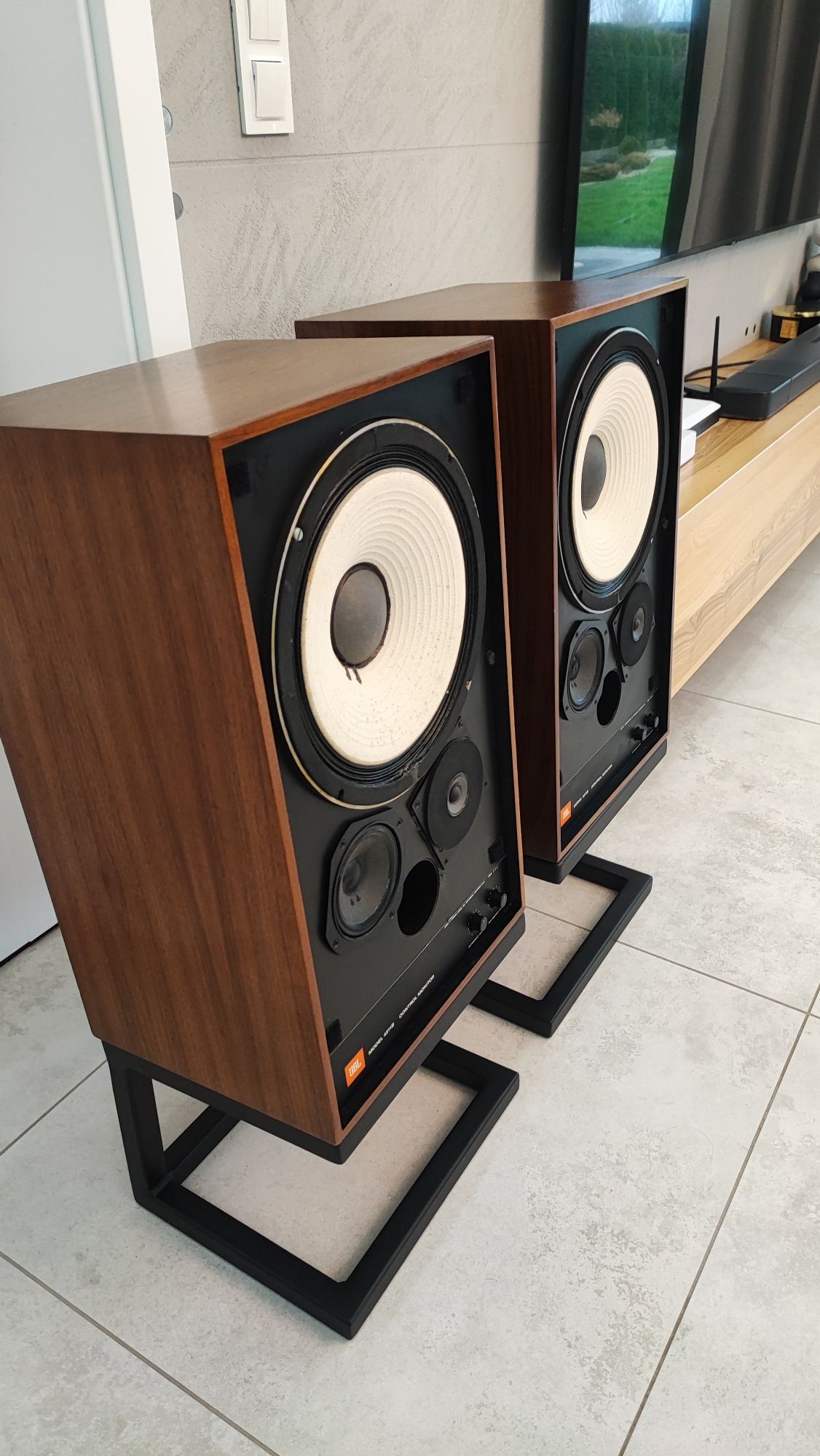 Kolumny JBL 4311b