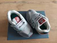 Buty New Balance r 23