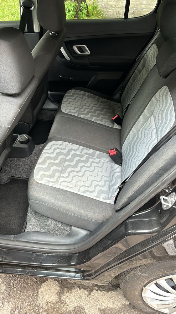 Оренда Skoda Fabia 1.2 HTP газ/бензин 3000/тиждень