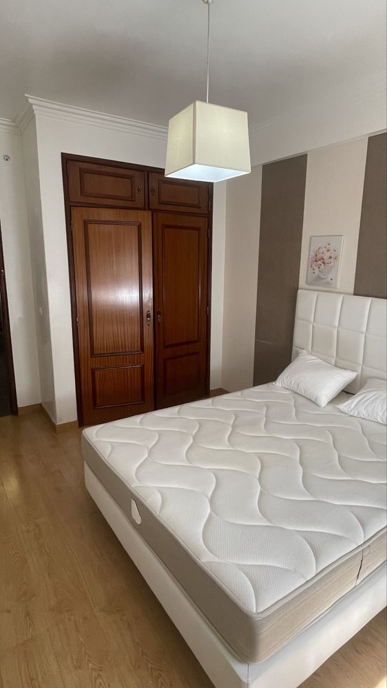 Apartamento T3, no Laranjeiro