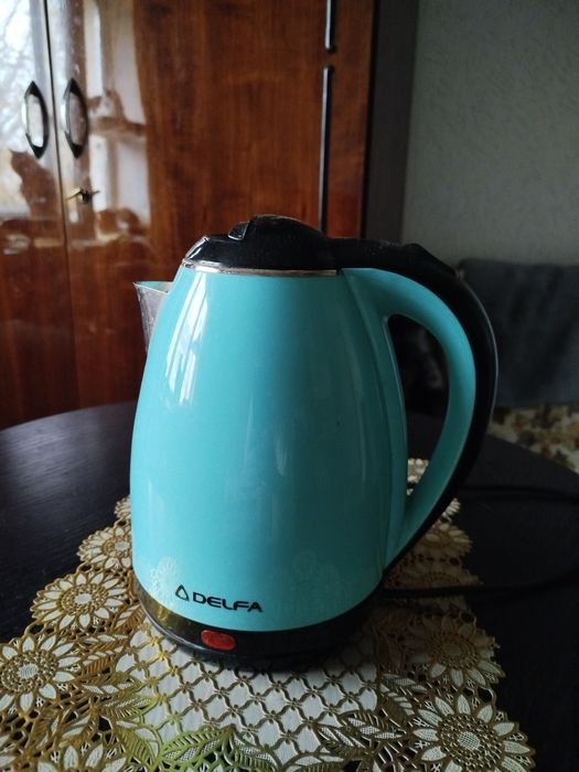 Электрочайник Delfa