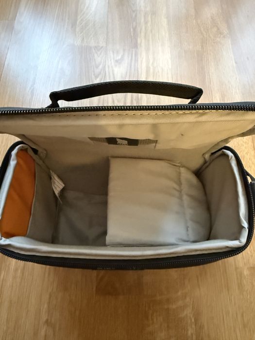Сумка для фотокамери Lowepro Adventura SH 140 III