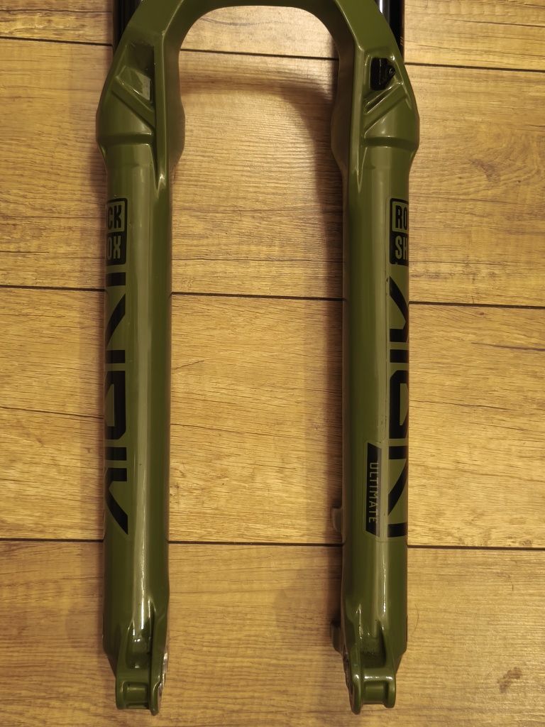 Dolne golenie Rock Shox Lyrik Ultimate 29er 160mm