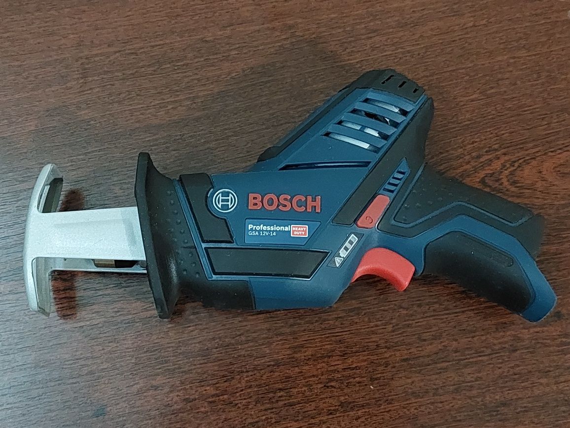 Аккумуляторная ножовка Bosch Professional GSA 12V-14 без акб и з/у