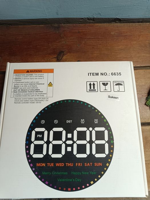 Lustrzany zegar LED z pilotem