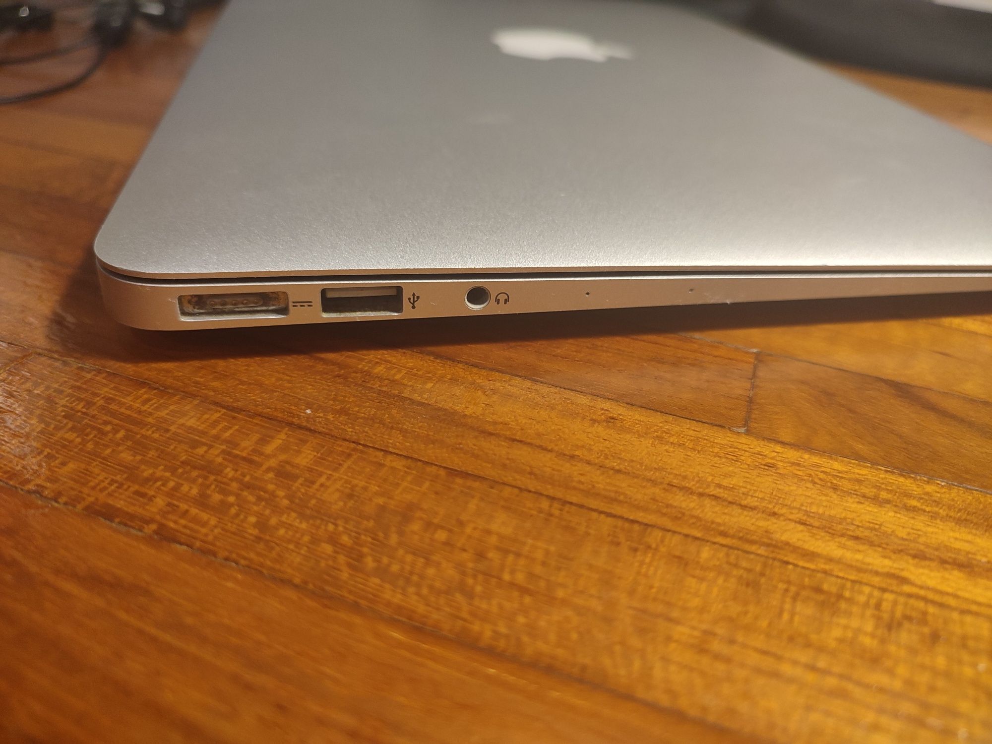 Laptop MacBook Air 2013