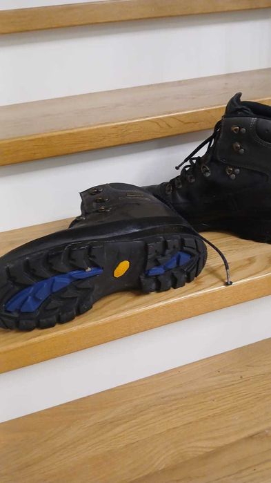 Buty trekkingowe LOWA Gore-Tex rozmiar  42