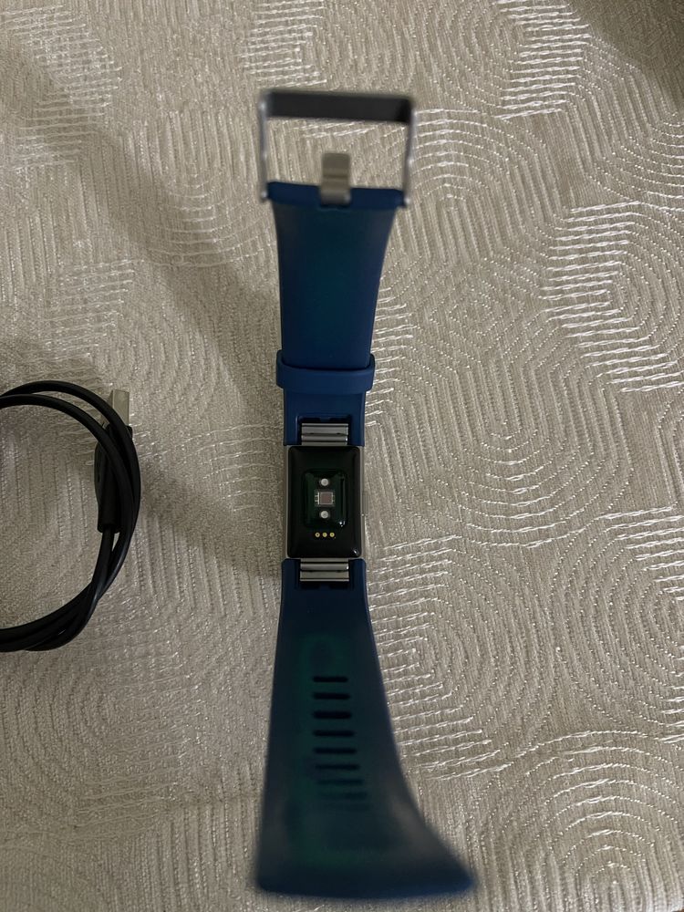 Fitbit charge 2 pouco uso bateria impecavel bracelete por estrear