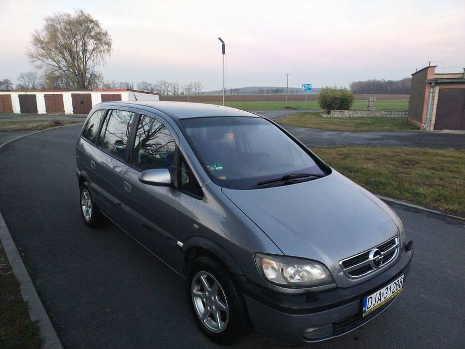 Opel Zafira 1.8 automat