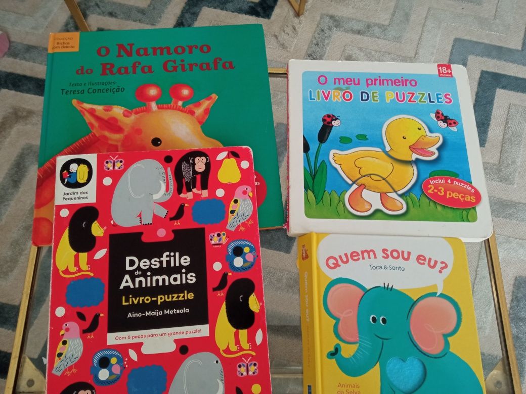 Conjunto de livros