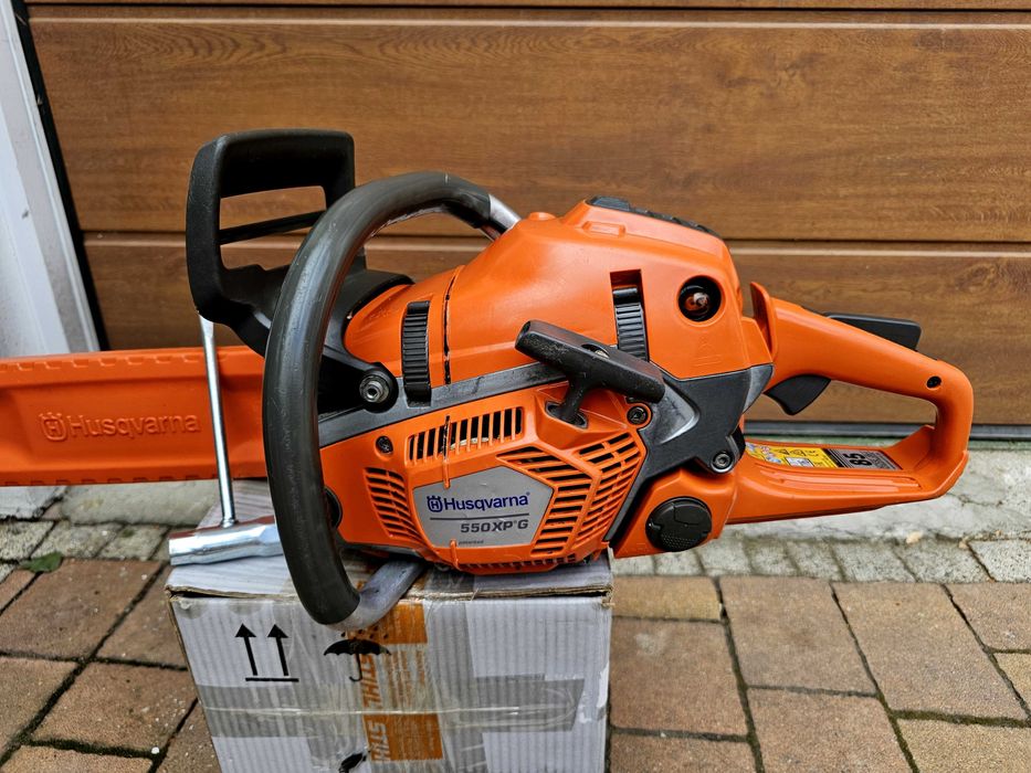 HUSQVARNA 550XP G z grzaną rączką stan BDB
