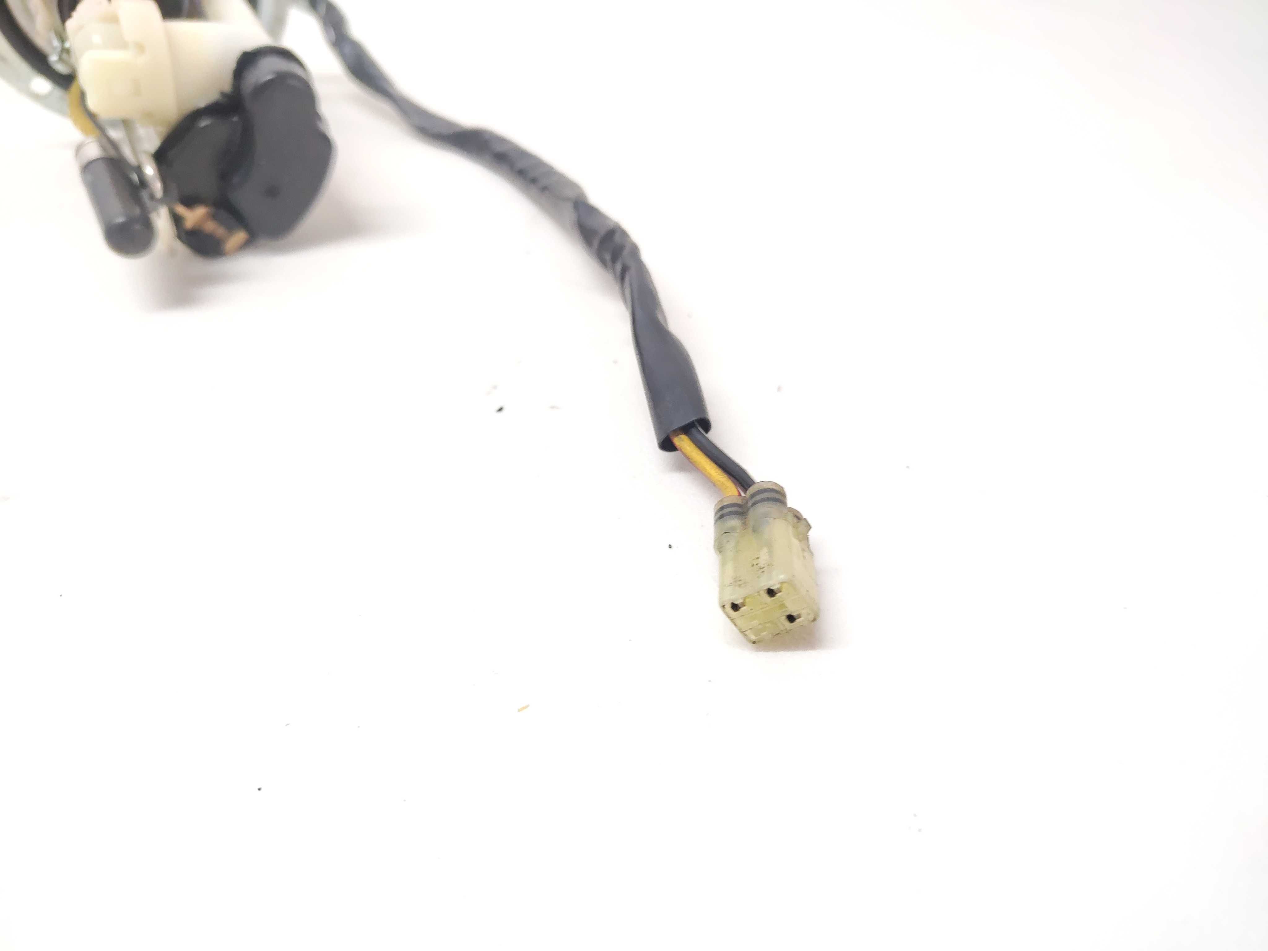 KAWASAKI ZX-6R ZX6R 636 Pompa Pliwa Paliwowa 05-06