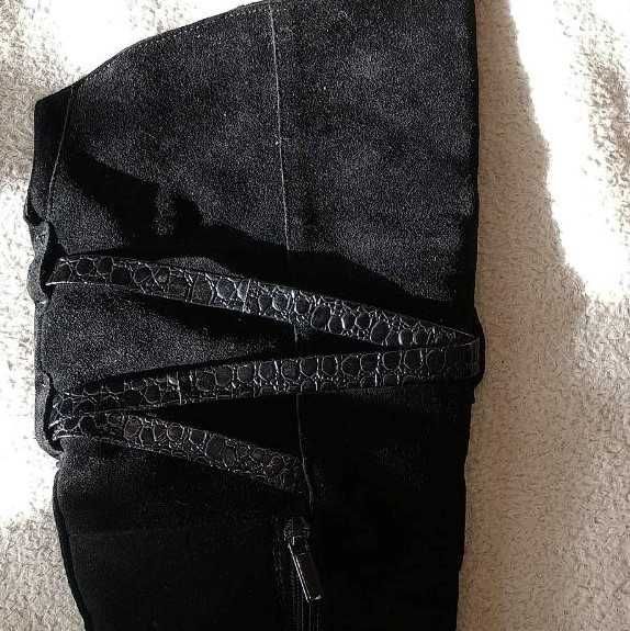 Женские  черные  замшевые сапоги 38 р