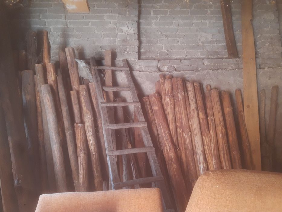 Stemple budowlane drewniane 270cm