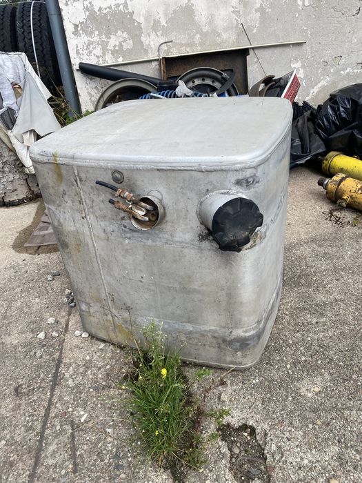 Zbiornik aluminiowy na paliwo volvo