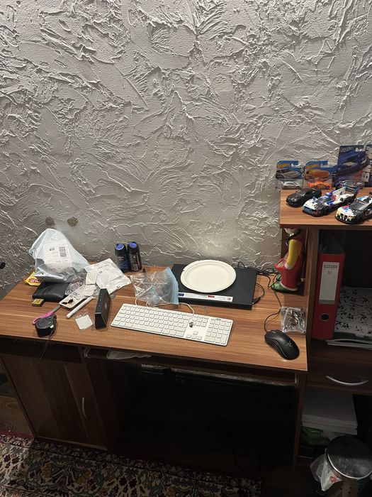 Biurko mlodzieżowe z wysoka polka