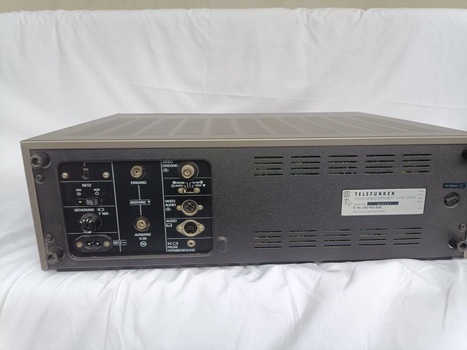 Відеомагнітофон Telefunken VRV 640 б/у
Стан: б/у, робочий / не перевір