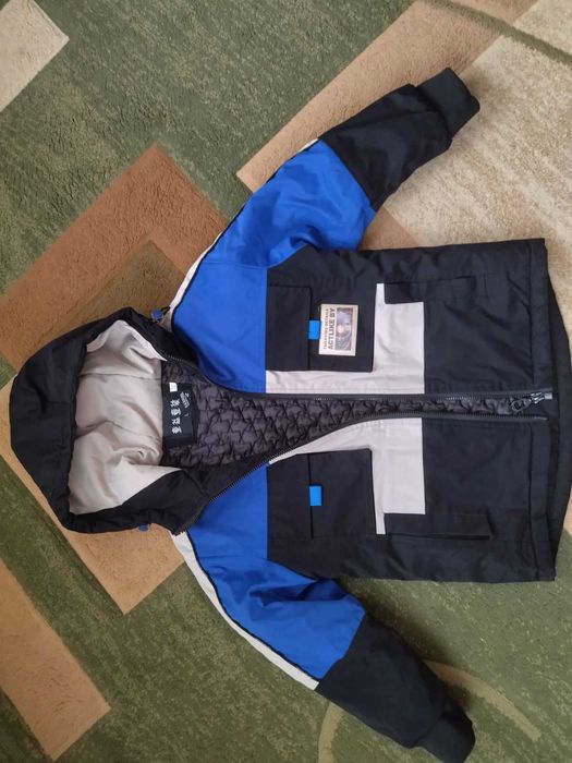 Демисезонная курточка мальчику