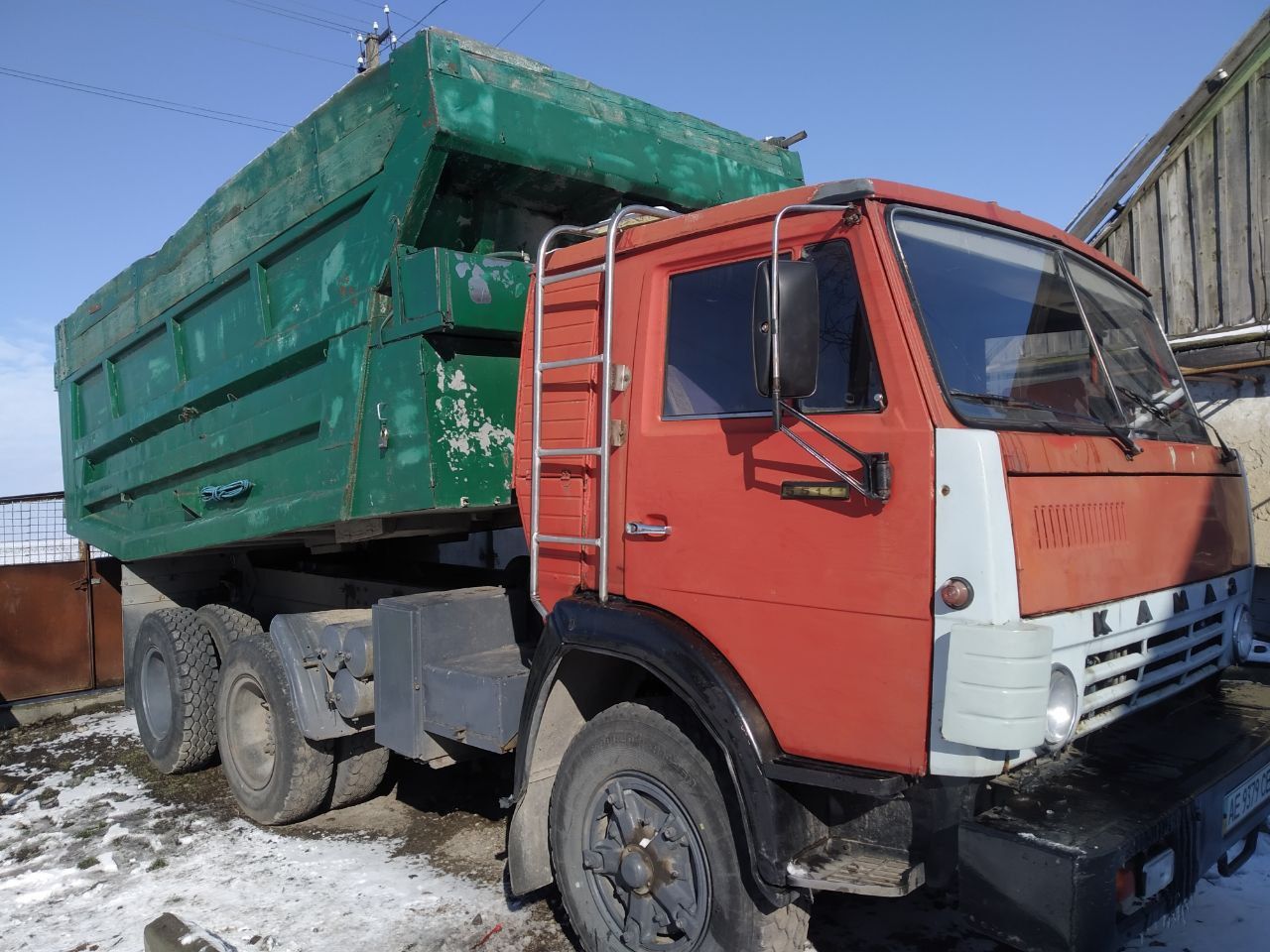 Продам КаМаЗ 55111 самосвал.