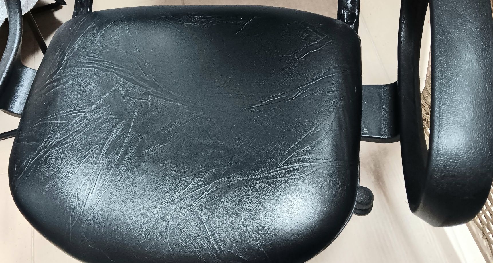 cadeira  c / elevador hidráulica, cabeleireiro  oferta mesa