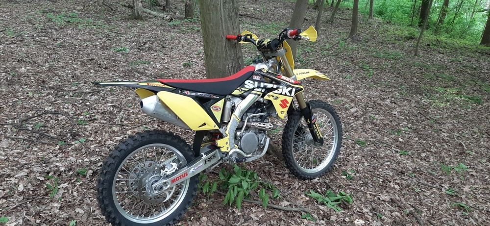 Suzuki RMZ-250 13r